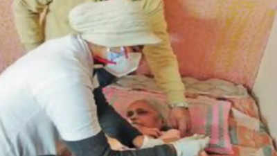 Vaccine comes home to those who can’t step out: Over 1,600 jabbed in special drive in Delhi so far
