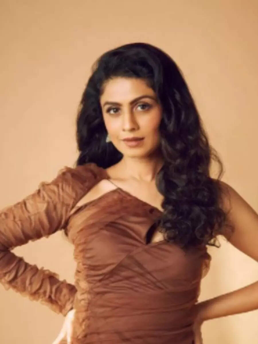Engaging pictures of Manasi Parekh Gohil Times of India