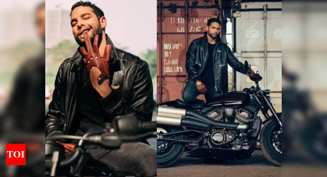 Siddhant Chaturvedi gets poetic as he flaunts his brand new