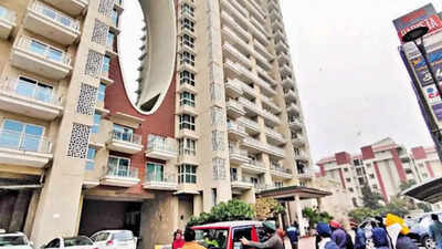 ED raids premises of Punjab CM Charanjit Singh Channi's nephew in ...