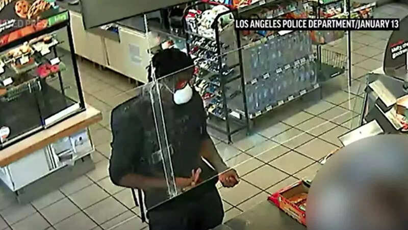 Man sought in fatal stabbing of Los Angeles woman