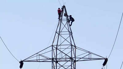 Power Finance Corp, REC reduce lending rates by 40 bps