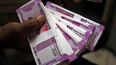 Textile agent loses Rs 21 lakh in Rajkot