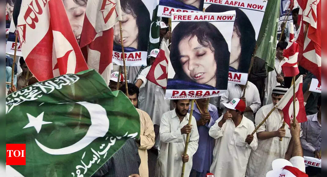 In Pakistan Aafia Siddiqui is a role model for people willing to take ...
