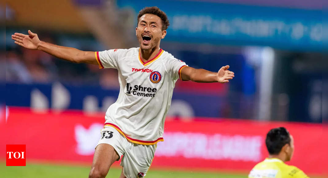 ISL: SC East Bengal finally break jinx with 2-1 win over FC Goa | Football News – Times of India