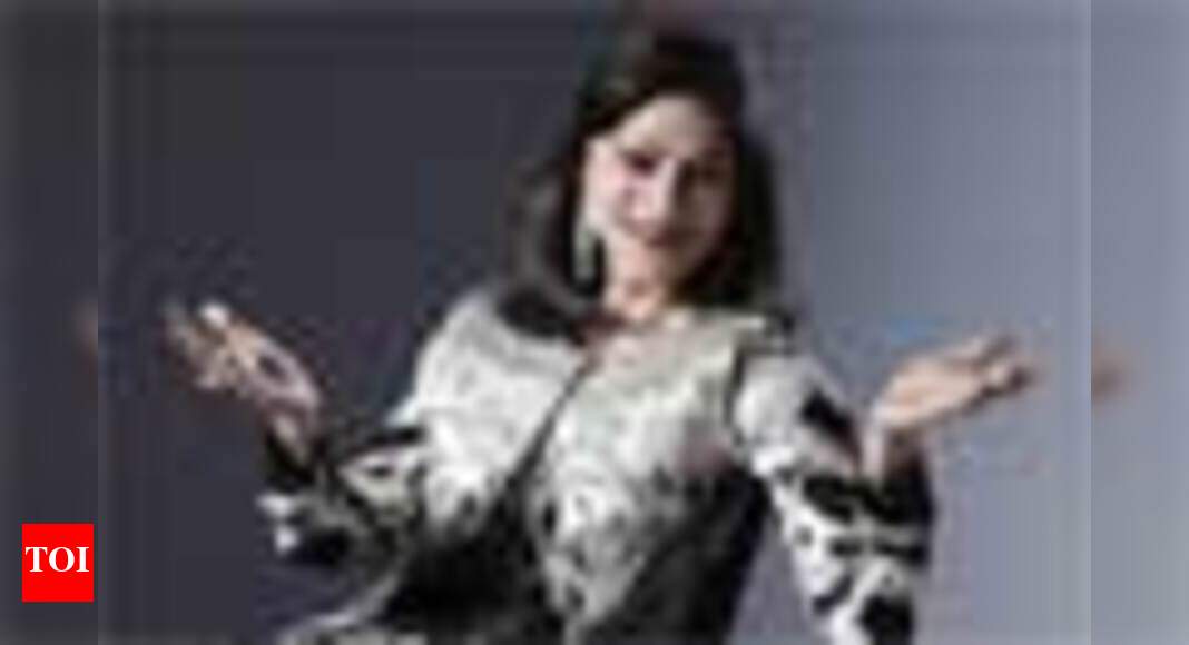 Simi on the hotseat - Times of India