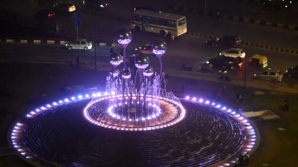 Photos from Delhi Sprouts at AIIMS flyover get colourful fountain