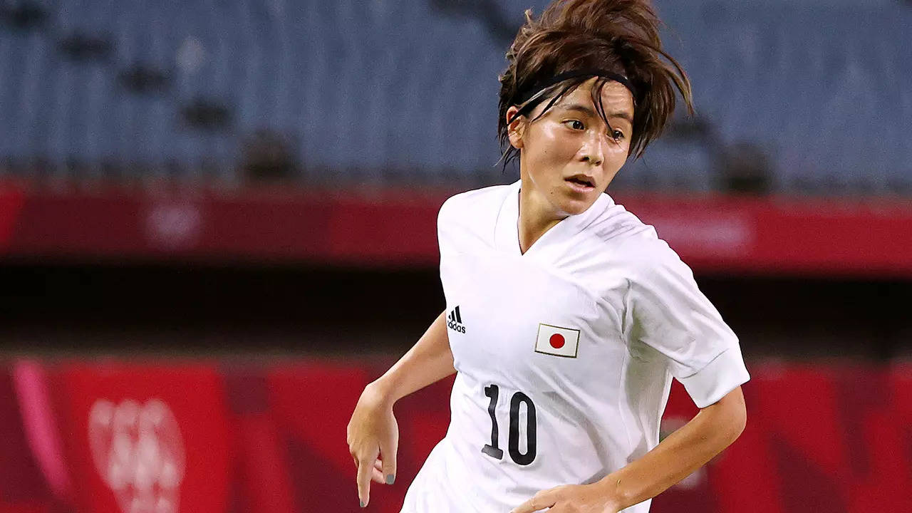 Nadeshiko Japan star Mana Iwabuchi signs with Arsenal Women - The