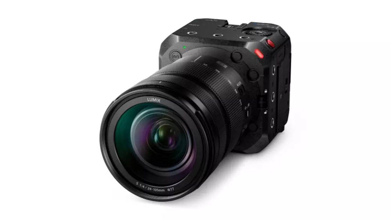 panasonic full frame mirrorless camera