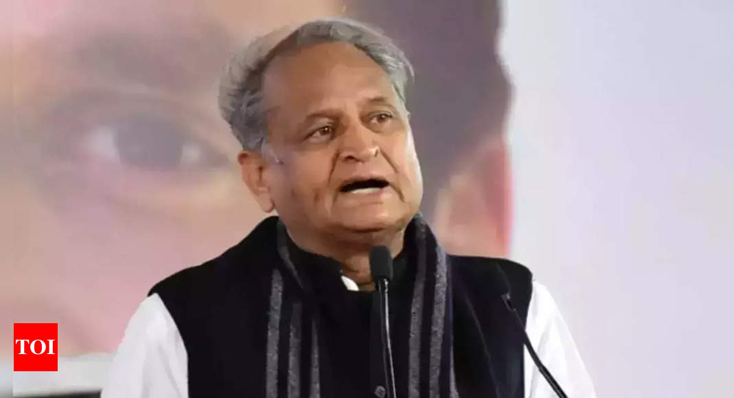 Atmosphere of tension in India: Rajasthan CM in PM presence