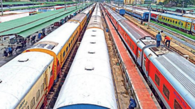 Karnataka lags in rail line electrification in South India