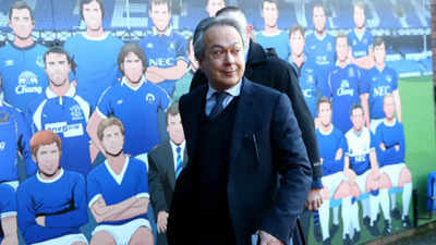 Everton owner Farhad Moshiri increases stake in club