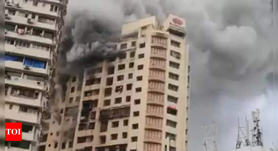 Mumbai: 2 dead, 15 injured in fire at Kamala bldg in Tardeo