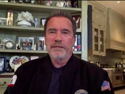 Arnold Schwarzenegger involved in car accident