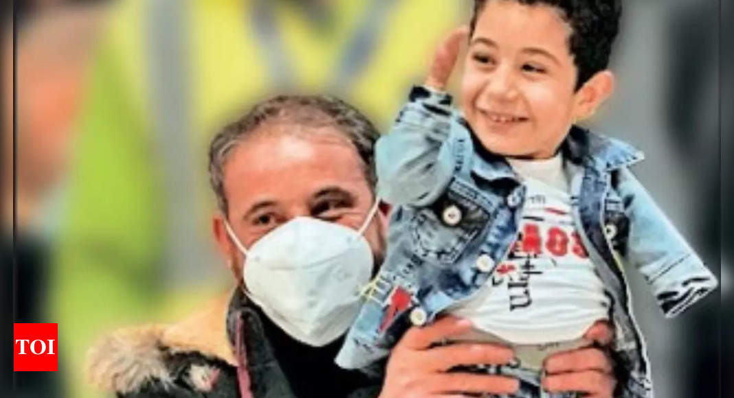 siena: Sebuah foto viral membantu membawa keluarga pengungsi Suriah ke Italia