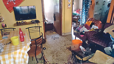 Freak lightning incident injures mother, son at Kolkata home