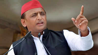 Uttar Pradesh election 2022: SP chief Akhilesh Yadav takes cue from ‘UP mein ka ba..’ to strike at BJP