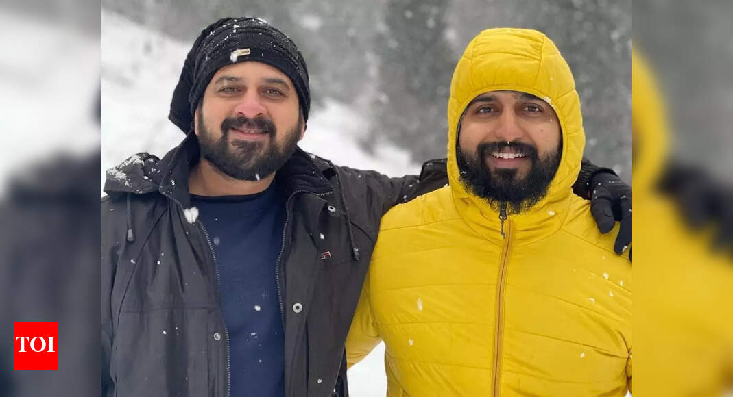 BFFs Arun Raghav and Sajan Surya enjoy their first snowfall in Manali ...