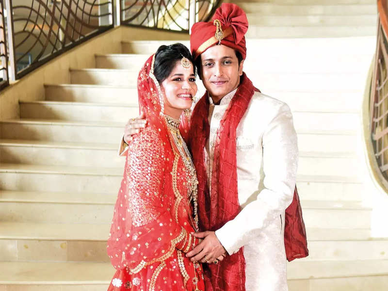 Actor Yash Pandit has a low-key wedding in Mumbai