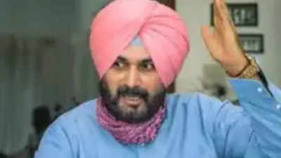After clip goes viral, Punjab cops book Navjot Singh Sidhu's aide for hate speech