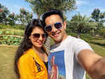 Romantic pictures of Aditya Narayan and Shweta Agarwal trend as they are all set to welcome their first child