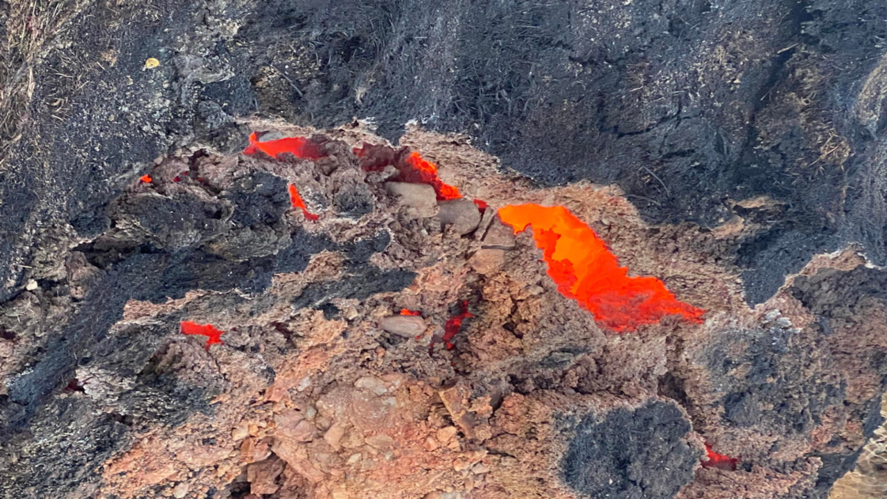 Scotland: Bizzare lava-like rock spotted burning in field; pics go viral – Times of India