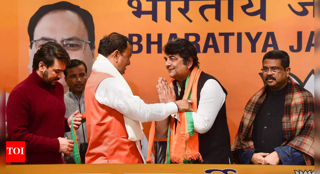 UP: Maurya-R P N Singh rivalry comes to the fore again