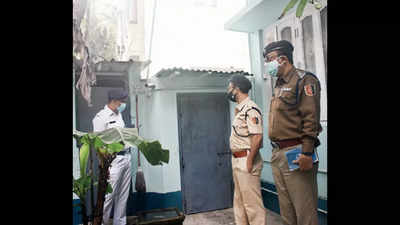Kolkata: Shaken by robbery attempt, Salt Lake residents demand night patrol, CCTV cameras