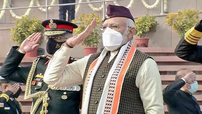 PM Modi opts for unique Uttarakhand traditional cap, Manipur stole for 73rd Republic Day celebrations