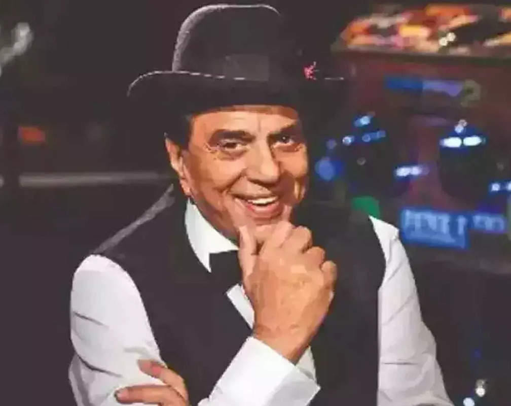 
Troll dubs Dharmendra 'crazy'; the veteran actor's reply will make you fall in love with him again
