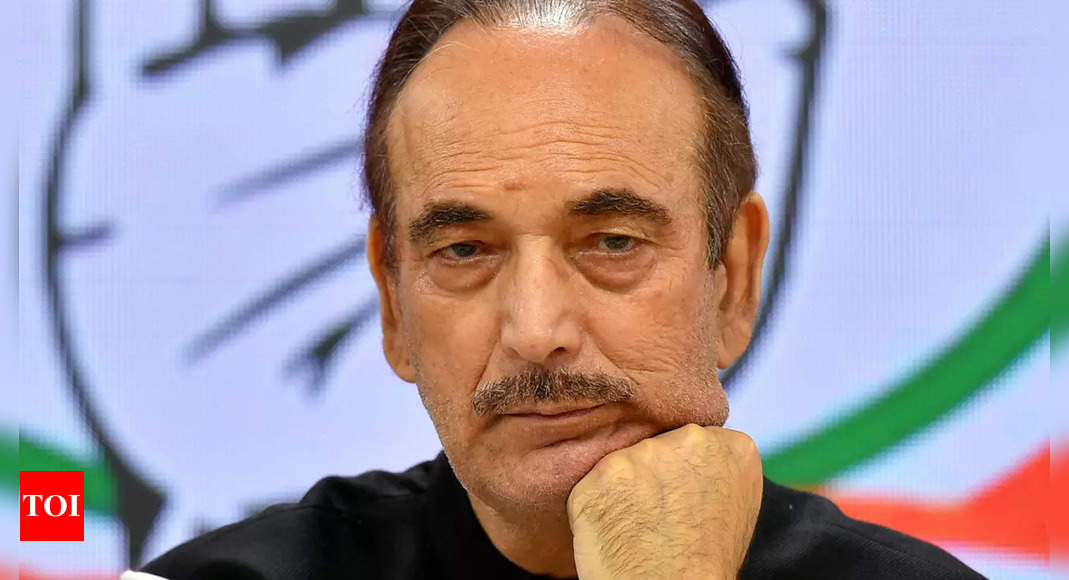 ‘Azad not Ghulam’: Congress vs Congress over Padma honour to ‘G23 leader’