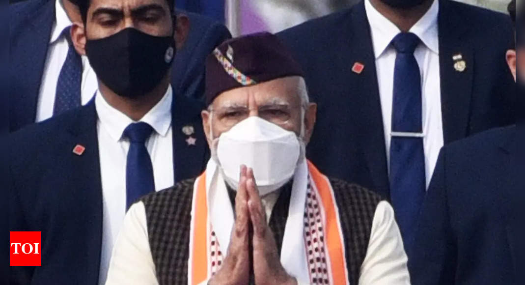 PM Modi ditches turban, dons Uttarakhand cap & Manipur stole