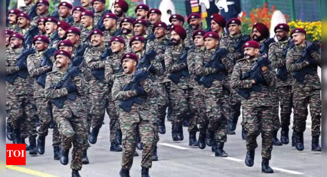 Republic Day parade: Several firsts, Vintage uniforms, new combat dress ...