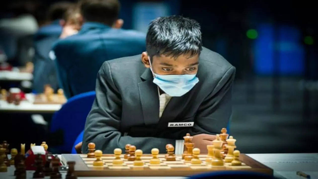 R Praggnanandhaa  World Cup chess: 1st game of final between Praggnanandhaa  and Carlsen ends in draw - Telegraph India