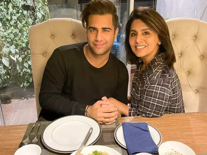Bigg Boss 15: Rajiv Adatia dines with Neetu Kapoor at her house; says, 'Miss Rishi uncle's vibe and our evening drinks'
