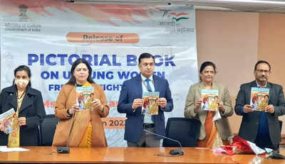 Comic book ‘India’s Women Unsung Heroes’ released by Union Minister for Culture-author Meenakshi Lekhi