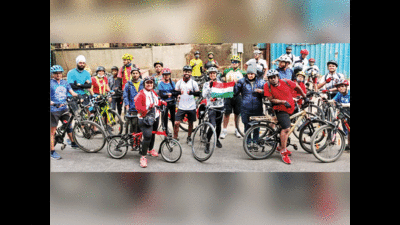 Mumbai cyclists celebrate Republic Day with a trail across the city