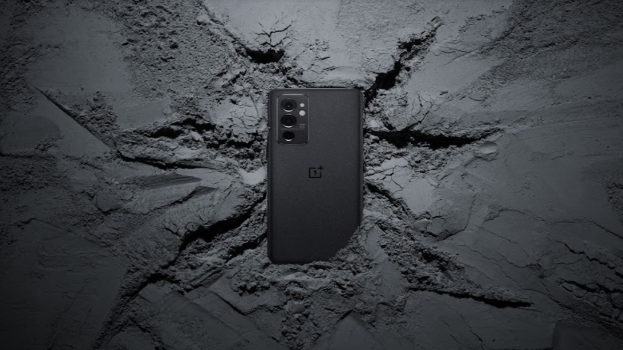 Finally a smartphone that puts speed and power at the core of its design Say hello to the all new OnePlus 9RT 5G- the new gaming marvel!