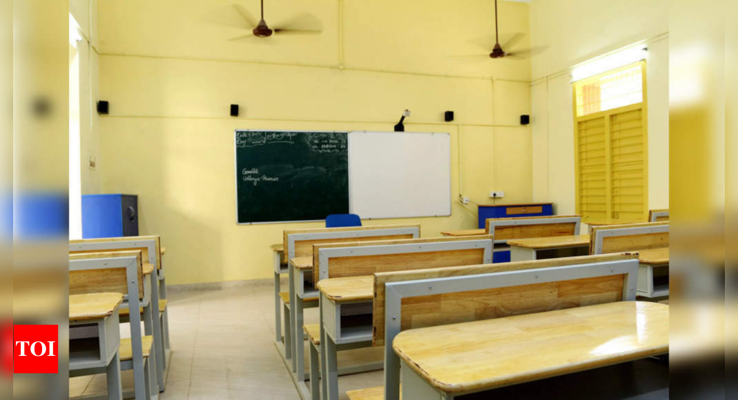 20,000 new classrooms of Delhi government schools to get smart boards ...