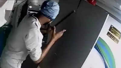 Mumbai: Failed to break ATM, 20-year-old walks for 3 hours, when his house was five minutes away