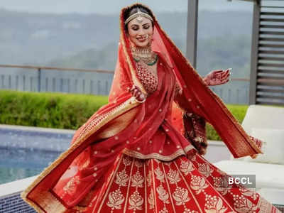 Mouni Roy wanted a traditional yet classy and elegant bridal look to embrace Bengali and Malayali roots-Exclusive!
