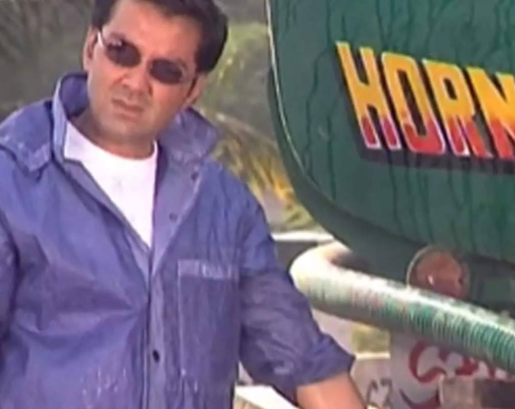
Flashback video: Bobby Deol shooting for his 2001 film 'Aashiq'

