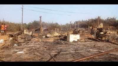 Two shacks gutted at Candolim, one hurt