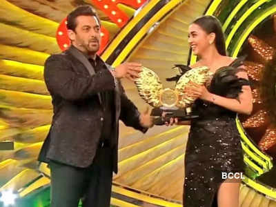 Is this the contestant who walked out of 'Bigg Boss Tamil 6' with the money  bag? - News - IndiaGlitz.com
