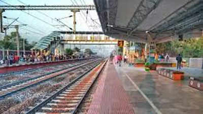 Niti prods railways to create infrastructure for electric vehicles at stations