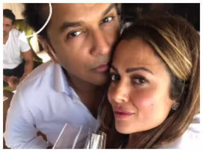 Vikram Phadnis wishes Amrita Arora on her birthday with an adorable selfie