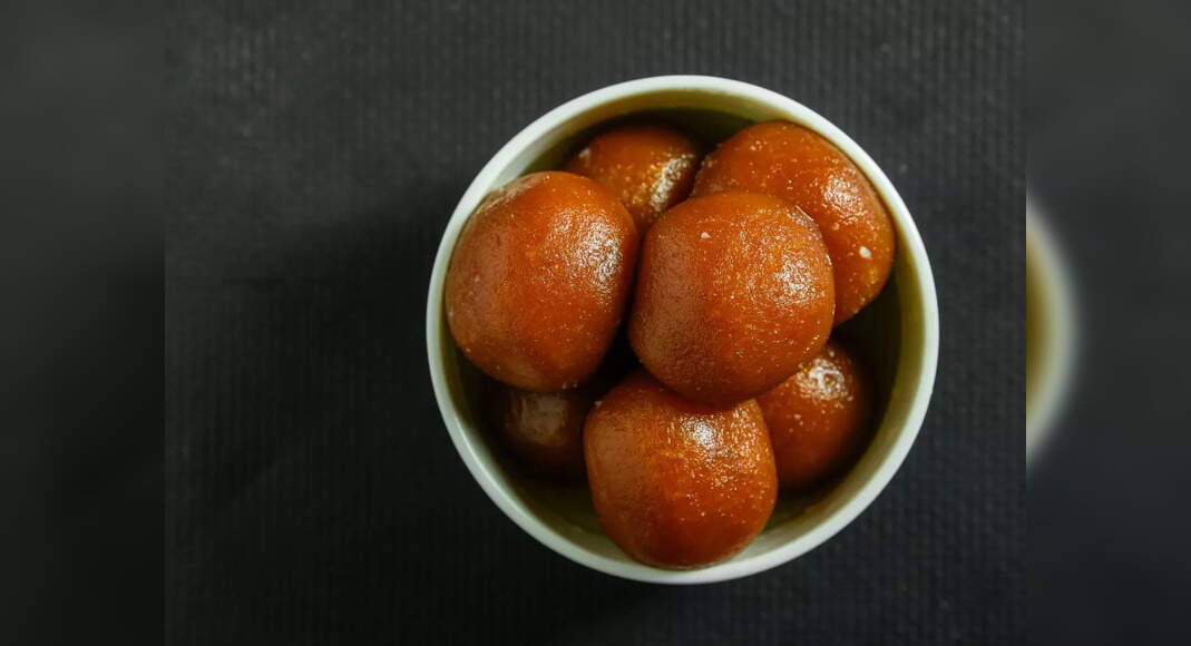 Brown Bread Gulab Jamun Recipe: How to Make Brown Bread Gulab Jamun Recipe | Homemade Brown Bread Gu