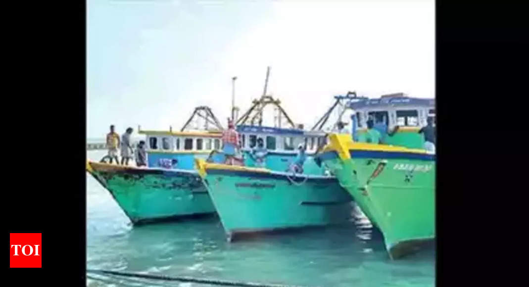 Sri Lankan navy arrests 21 fishermen from Tamil Nadu, Puducherry