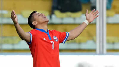 Alexis Sanchez stars to relaunch Chile's FIFA World Cup hopes