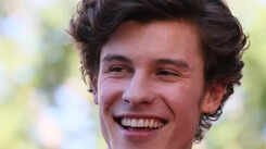 Shawn Mendes postpones his UK and Europe tour to 2023